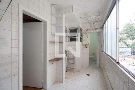 Apartamento para alugar com 147m², 3 quartos e 1 vagaÁrea de Serviço