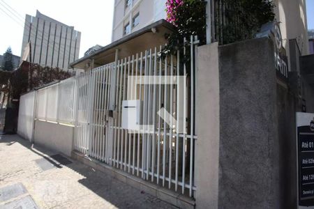 Apartamento para alugar com 147m², 3 quartos e 1 vagaFachada