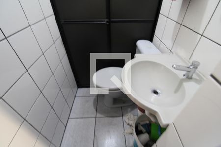 Casa à venda com 287m², 4 quartos e 2 vagasCasa 1 Banheiro