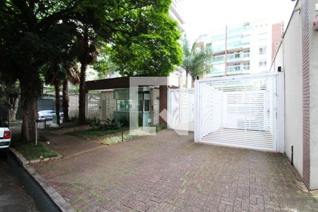 Apartamento para alugar com 130m², 2 quartos e 2 vagasFachada