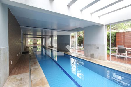 Apartamento para alugar com 130m², 2 quartos e 2 vagasÁrea comum - Piscina