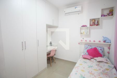 Casa à venda com 320m², 3 quartos e 4 vagas Casa à venda com 320m², 3 quartos e 4 vagasQuarto 3