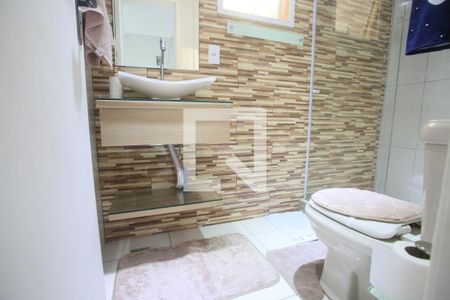 Casa à venda com 320m², 3 quartos e 4 vagas Casa à venda com 320m², 3 quartos e 4 vagasBanheiro Social