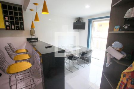 Casa à venda com 320m², 3 quartos e 4 vagas Casa à venda com 320m², 3 quartos e 4 vagasCozinha