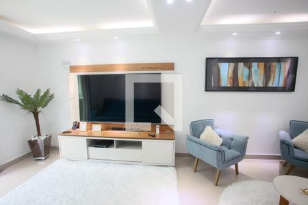 Sala de casa à venda com 3 quartos, 320m² em Jacarepaguá, Rio de Janeiro