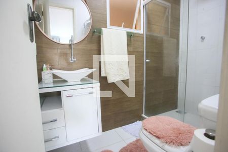 Casa à venda com 320m², 3 quartos e 4 vagas Casa à venda com 320m², 3 quartos e 4 vagasBanheiro da Suíte