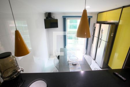 Casa à venda com 320m², 3 quartos e 4 vagas Casa à venda com 320m², 3 quartos e 4 vagasCozinha
