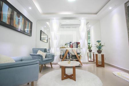 Detalhe Sala de casa à venda com 3 quartos, 320m² em Jacarepaguá, Rio de Janeiro