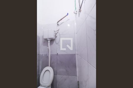 Banheiro de casa para alugar com 1 quarto, 50m² em Conjunto Habitacional Teotonio Vilela, São Paulo