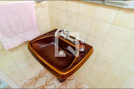 Casa à venda com 400m², 6 quartos e 3 vagasLavabo Casa 1