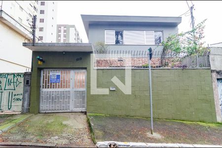 Casa à venda com 400m², 6 quartos e 3 vagasFachada