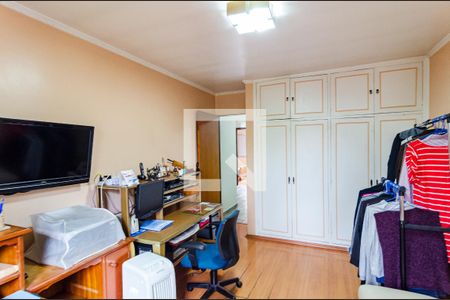 Casa à venda com 400m², 6 quartos e 3 vagasQuarto 2 Casa 1