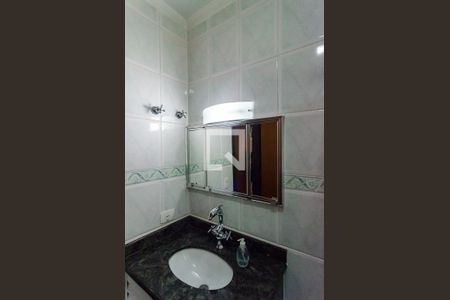 Casa à venda com 400m², 6 quartos e 3 vagasBanheiro Social Casa 1