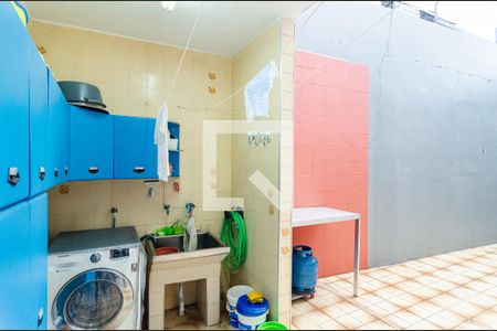 Casa à venda com 400m², 6 quartos e 3 vagasLavanderia Casa 2