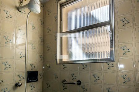 Banheiro de apartamento à venda com 1 quarto, 52m² em República, São Paulo