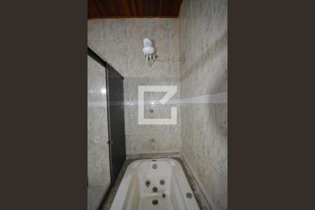 Apartamento à venda com 250m², 3 quartos e 1 vagaBanheiro da Suite