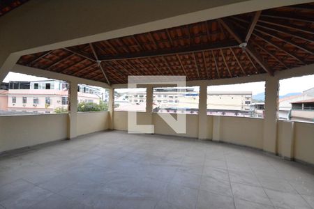 Apartamento à venda com 250m², 3 quartos e 1 vagaTerraço com Churrasqueira