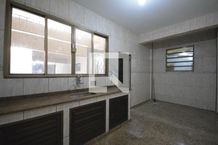 Apartamento à venda com 250m², 3 quartos e 1 vagaCozinha