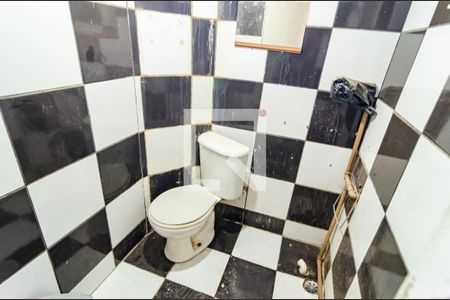 Casa para alugar com 110m², 2 quartos e 2 vagasBanheiro