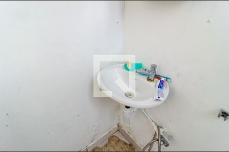 Casa para alugar com 110m², 2 quartos e 2 vagasBanheiro