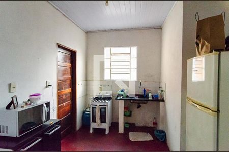 Casa para alugar com 110m², 2 quartos e 2 vagasCozinha