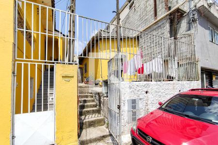 Casa para alugar com 380m², 6 quartos e 1 vaga Casa para alugar com 380m², 6 quartos e 1 vagaFachada