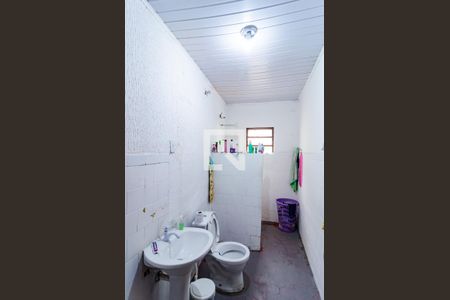 Casa para alugar com 380m², 6 quartos e 1 vaga Casa para alugar com 380m², 6 quartos e 1 vagaBanheiro casa 1