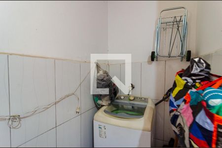 Casa para alugar com 380m², 6 quartos e 1 vaga Casa para alugar com 380m², 6 quartos e 1 vagaLavanderia Casa 1