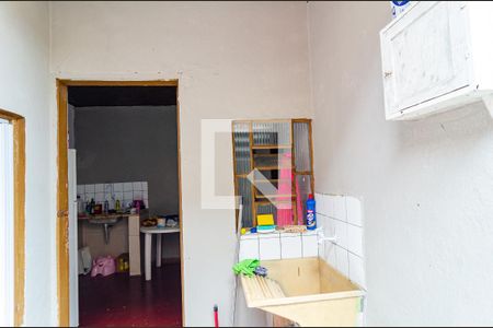 Casa para alugar com 380m², 6 quartos e 1 vaga Casa para alugar com 380m², 6 quartos e 1 vagaLavanderia Casa 2