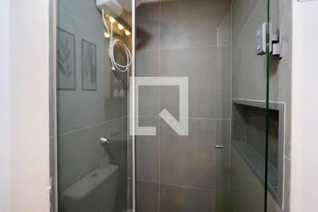 Banheiro de kitnet/studio à venda com 1 quarto, 24m² em Sé, São Paulo