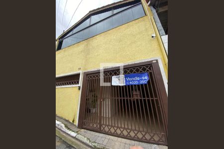 Casa à venda com 258m², 3 quartos e 2 vagasFachada