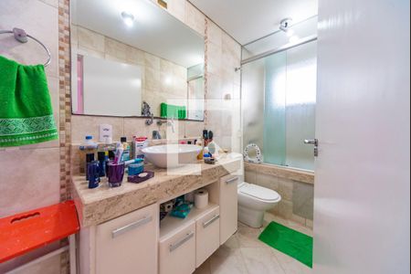 Casa de condomínio à venda com 119m², 2 quartos e 2 vagasBanheiro do Quarto 1