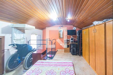 Casa de condomínio à venda com 119m², 2 quartos e 2 vagasSótão e Quarto 3