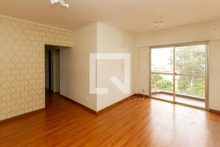 Sala de apartamento para alugar com 3 quartos, 73m² em Parque Tomas Saraiva, São Paulo