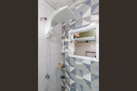 Casa de condomínio para alugar com 47m², 2 quartos e 1 vaga Casa de condomínio para alugar com 47m², 2 quartos e 1 vagaBanheiro