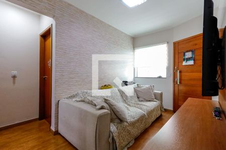 Sala de casa de condomínio para alugar com 2 quartos, 47m² em Vila Nivi, São Paulo