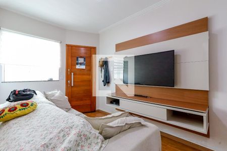 Sala de casa de condomínio para alugar com 2 quartos, 47m² em Vila Nivi, São Paulo
