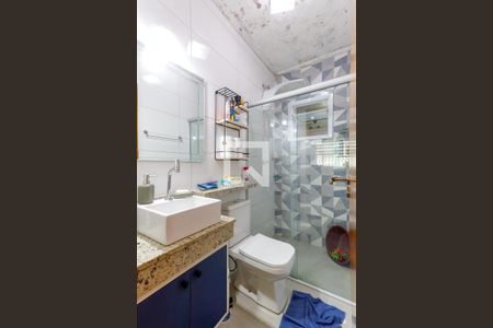 Casa de condomínio para alugar com 47m², 2 quartos e 1 vaga Casa de condomínio para alugar com 47m², 2 quartos e 1 vagaBanheiro