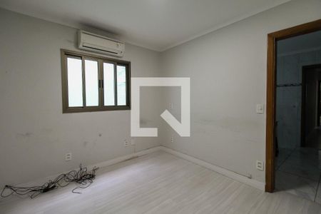 Casa à venda com 300m², 7 quartos e 4 vagas Casa à venda com 300m², 7 quartos e 4 vagasCopa
