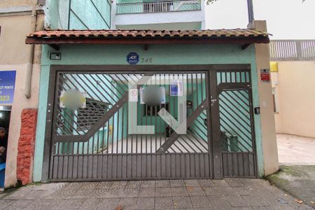 Casa à venda com 300m², 7 quartos e 4 vagas Casa à venda com 300m², 7 quartos e 4 vagasFachada