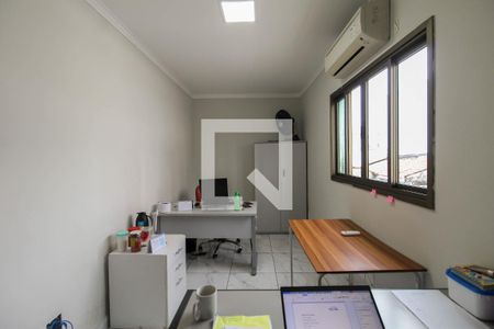 Casa à venda com 300m², 7 quartos e 4 vagas Casa à venda com 300m², 7 quartos e 4 vagasQuarto 7