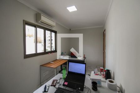 Casa à venda com 300m², 7 quartos e 4 vagas Casa à venda com 300m², 7 quartos e 4 vagasQuarto 7