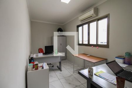 Casa à venda com 300m², 7 quartos e 4 vagas Casa à venda com 300m², 7 quartos e 4 vagasQuarto 7