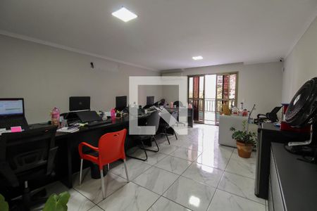Casa à venda com 300m², 7 quartos e 4 vagas Casa à venda com 300m², 7 quartos e 4 vagasSuíte 2