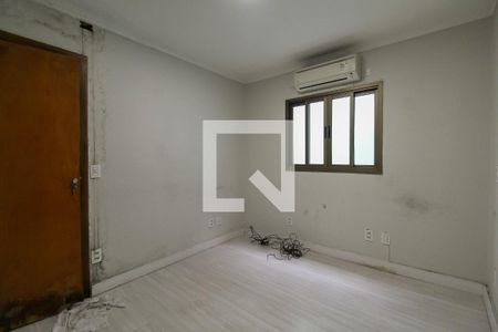 Casa à venda com 300m², 7 quartos e 4 vagas Casa à venda com 300m², 7 quartos e 4 vagasCopa