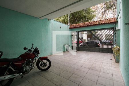 Casa à venda com 300m², 7 quartos e 4 vagas Casa à venda com 300m², 7 quartos e 4 vagasGaragem
