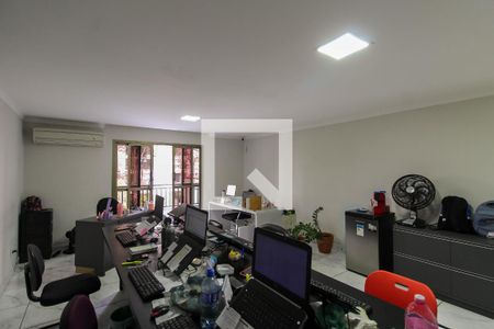 Casa à venda com 300m², 7 quartos e 4 vagas Casa à venda com 300m², 7 quartos e 4 vagasSuíte 2