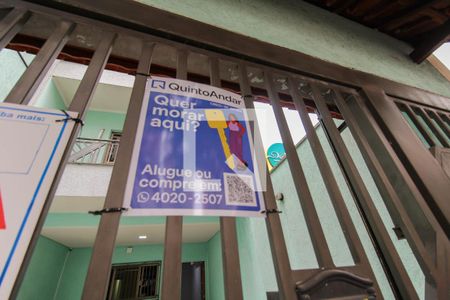 Casa à venda com 300m², 7 quartos e 4 vagas Casa à venda com 300m², 7 quartos e 4 vagasFachada