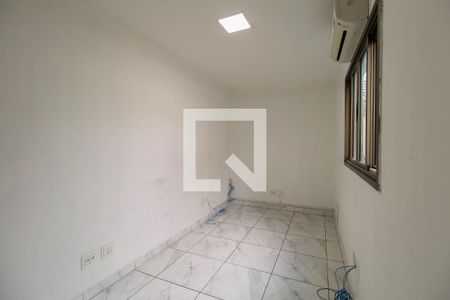 Casa à venda com 300m², 7 quartos e 4 vagas Casa à venda com 300m², 7 quartos e 4 vagasQuarto 5