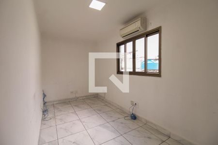 Casa à venda com 300m², 7 quartos e 4 vagas Casa à venda com 300m², 7 quartos e 4 vagasQuarto 5